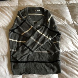 Medium American Eagle grey striped v neck sweater